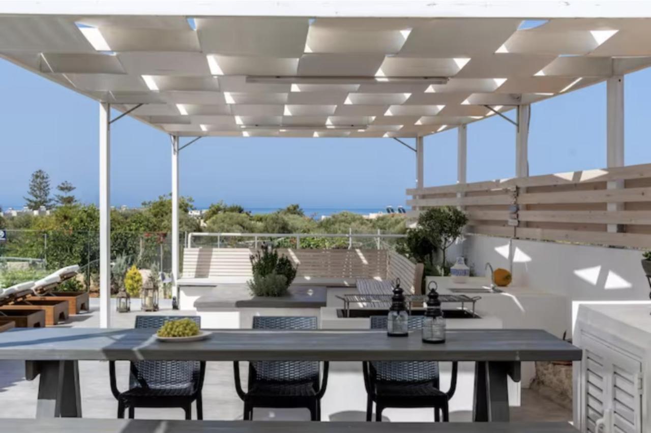 Alba Bianca Villa, Family Retreat With Heated Pool By Thinkvilla Herszonisszosz Kültér fotó